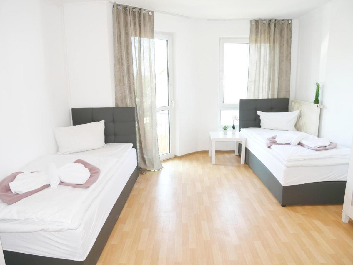 Sunnyhome Monteurwohnungen Und Apartments In Schwandorf المظهر الخارجي الصورة