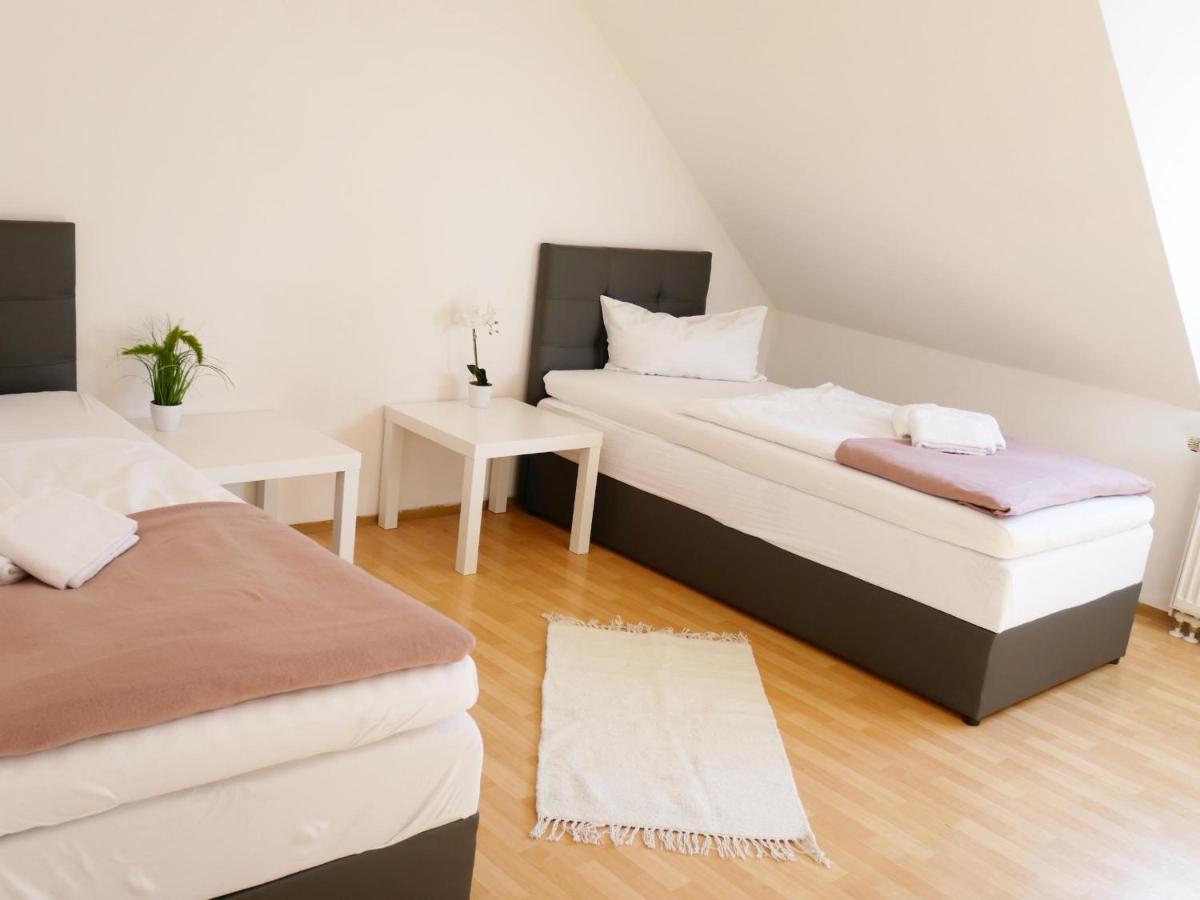 Sunnyhome Monteurwohnungen Und Apartments In Schwandorf المظهر الخارجي الصورة